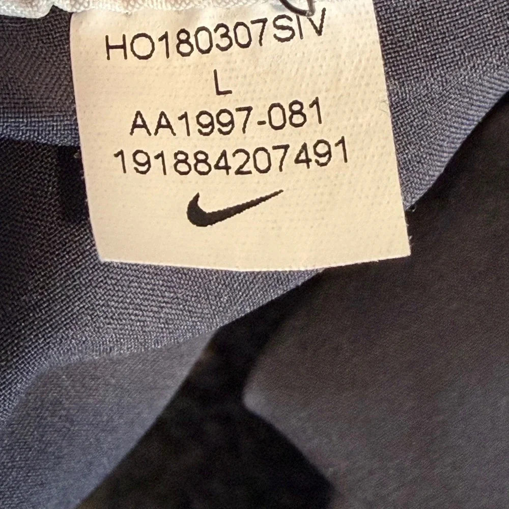 Nike Dri-FIT Track Pants‎ Mens L Gray AA1997-081 Zipper Pockets Cuffs